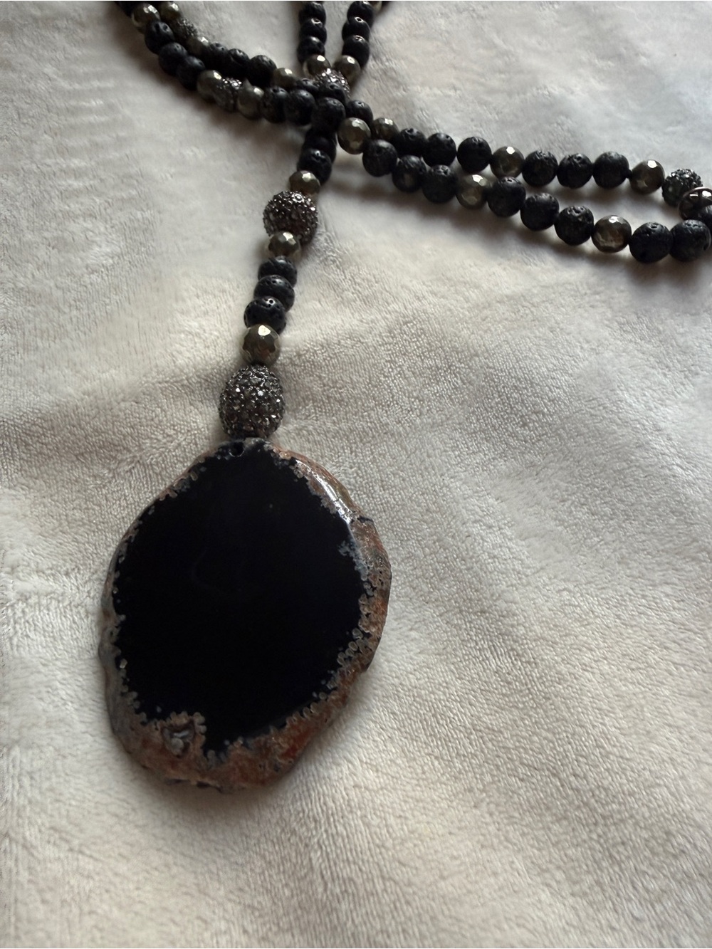 HipChik Beaded Pendant Stone Necklace